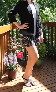 Patterned shorts and blazer